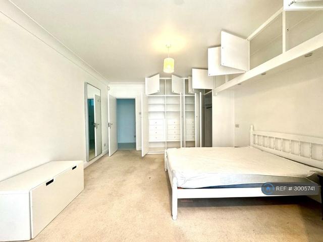 Apartment for rent in London Borough of Enfield, Greater London