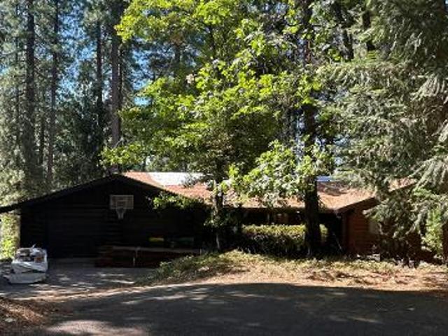 House for sale in Pollock Pines, California