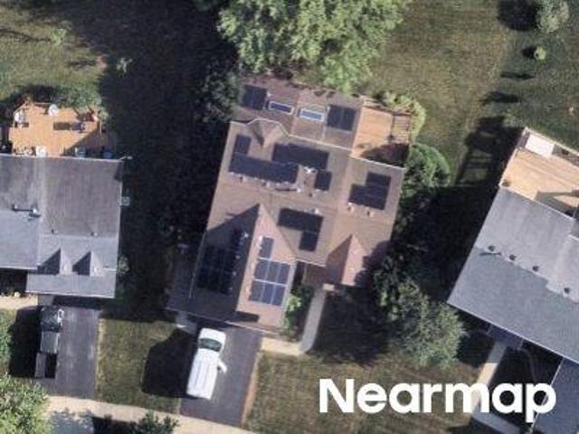 House for sale in Carpentersville, Kane County