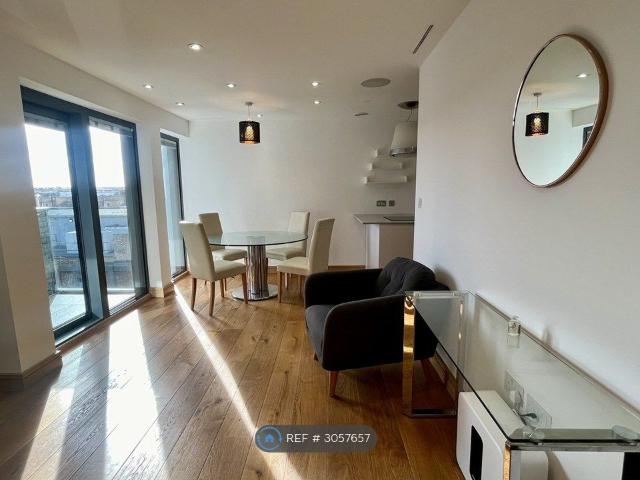 House for rent in London Borough of Hammersmith and Fulham, Greater London