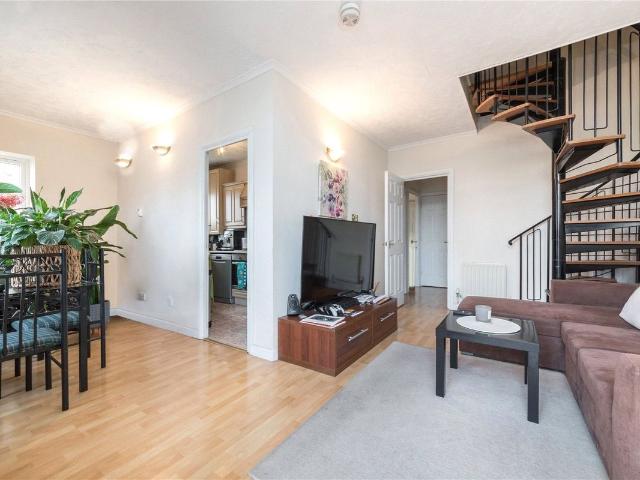 House for rent in Custom House, Greater London