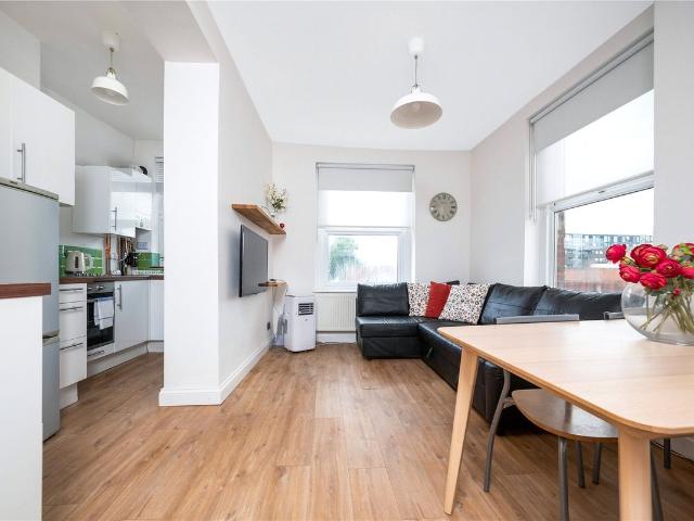 Apartment for rent in Walworth, Greater London
