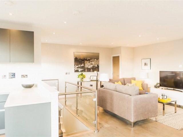 Apartment for rent in Clapham Junction, Greater London