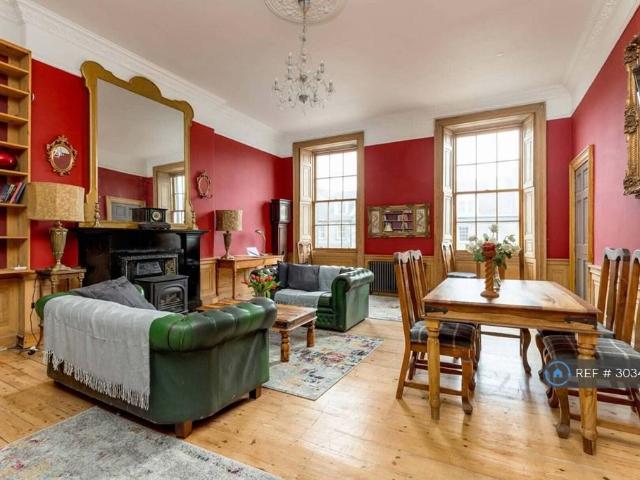 Apartment for rent in Gayfield, Broughton