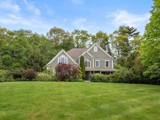 House for sale in Wayland