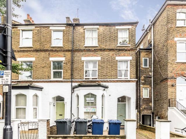 Studio for rent in London Borough of Ealing, Park Royal