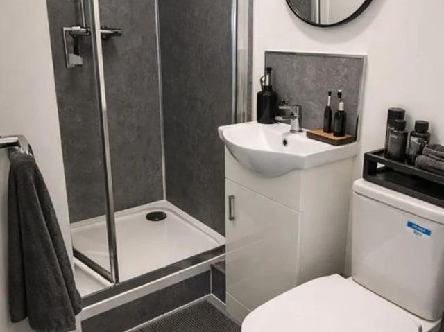Studio for rent in London Borough of Ealing, Park Royal