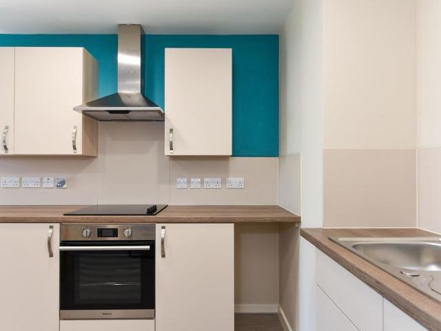 Studio for rent in Lansdowne, Springbourne