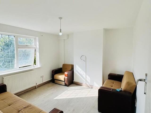 Apartment for rent in South Chingford, Greater London