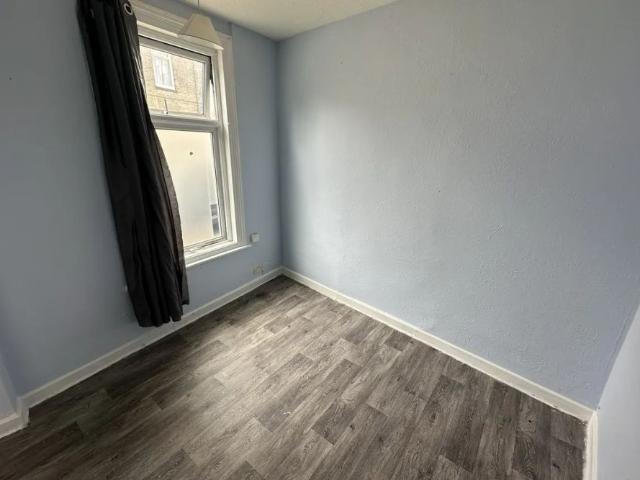 Apartment for rent in Southtown, Stokesby