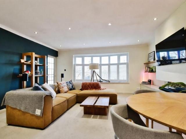 Apartment for rent in Charlotteville, Westborough