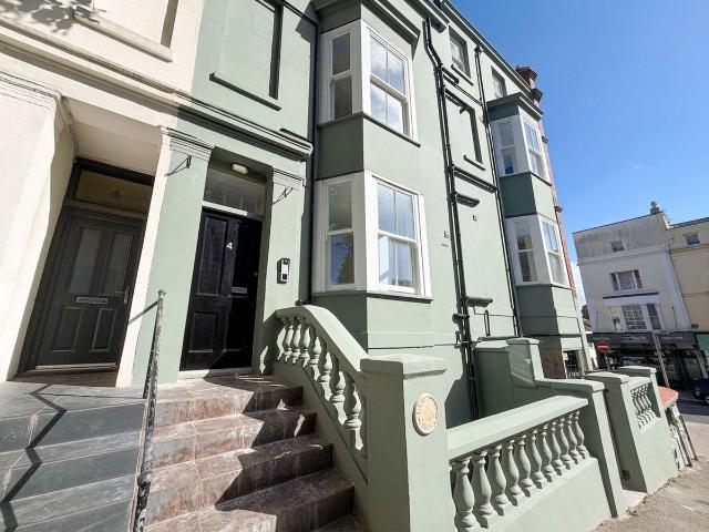 Studio for rent in Brunswick