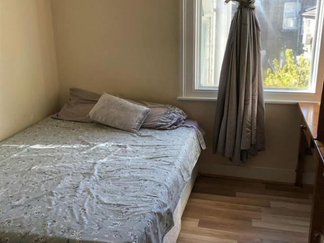 Room for rent in Upton, Greater London