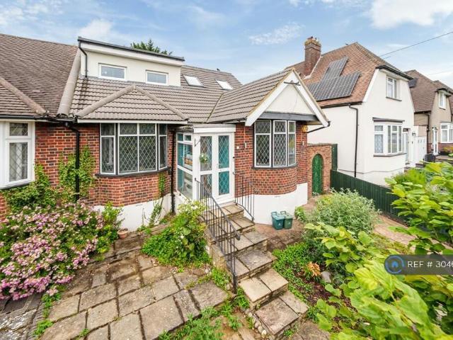 House for rent in Northwood, Greater London