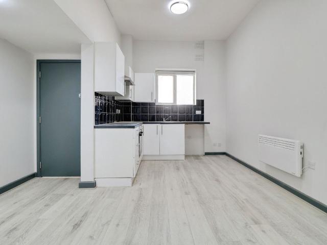 Apartment for rent in Alton Barnes, Essex