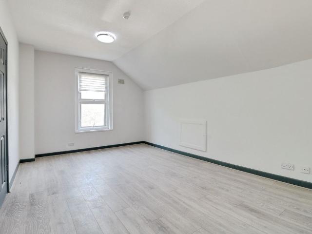 Apartment for rent in Alton Barnes, Essex