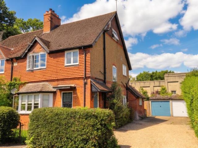 House for rent in Horsell, Woking