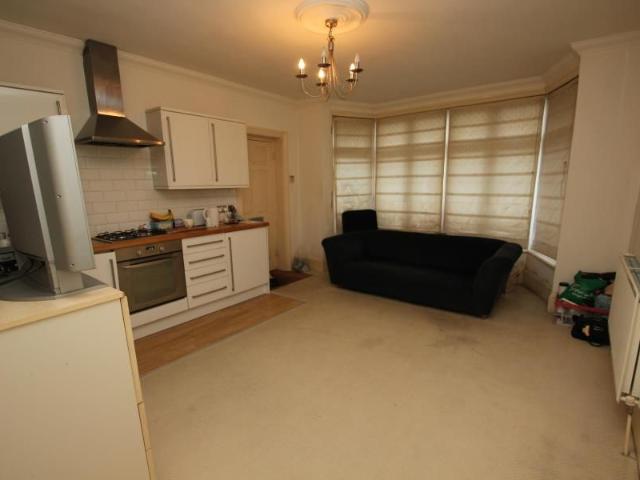 Apartment for rent in Horsell, Woking
