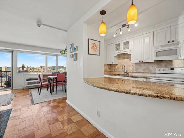 Condo for sale in New Haven, Connecticut
