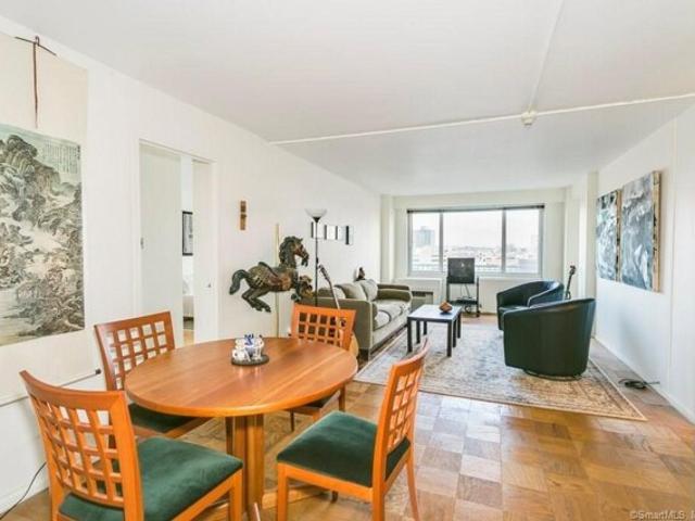 Condo for sale in New Haven, Connecticut