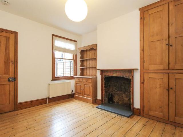 House for rent in Castle, Bedford