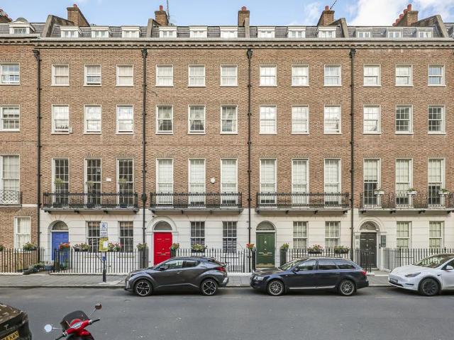 Apartment for rent in Marylebone, Greater London