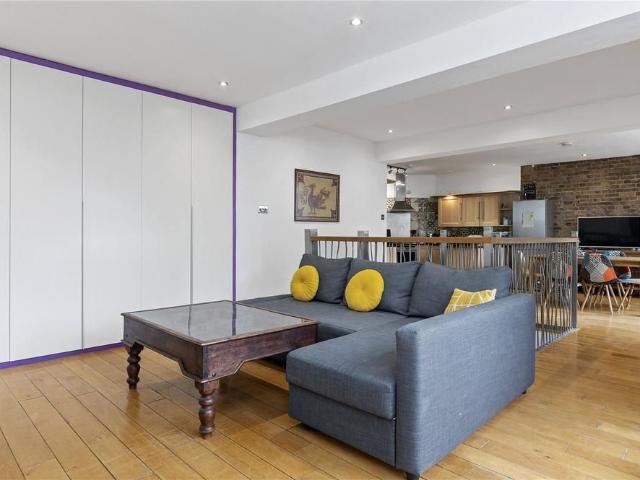 Apartment for rent in Marylebone, Greater London