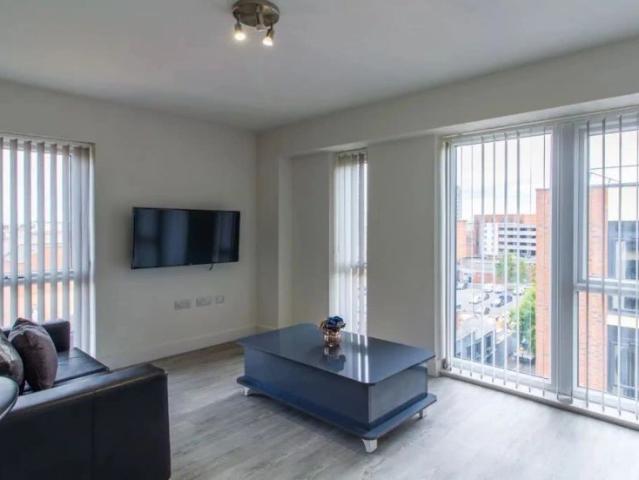 Room for rent in St Matthew's, Old Wharf