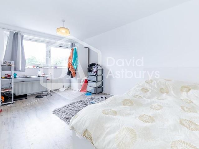 House for rent in Holloway, Greater London
