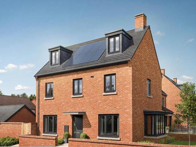 House for sale in Northampton, Northamptonshire