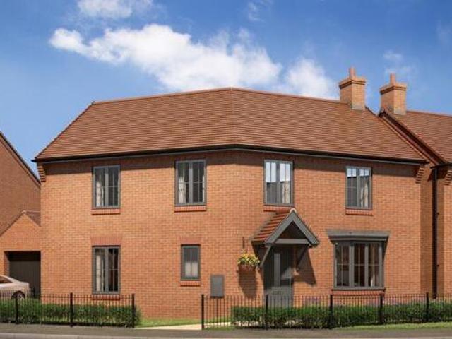 House for sale in Northampton, Northamptonshire
