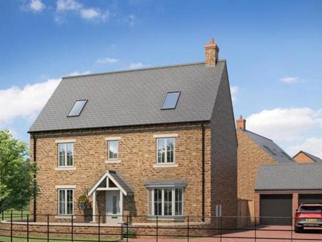 House for sale in Northampton, Northamptonshire