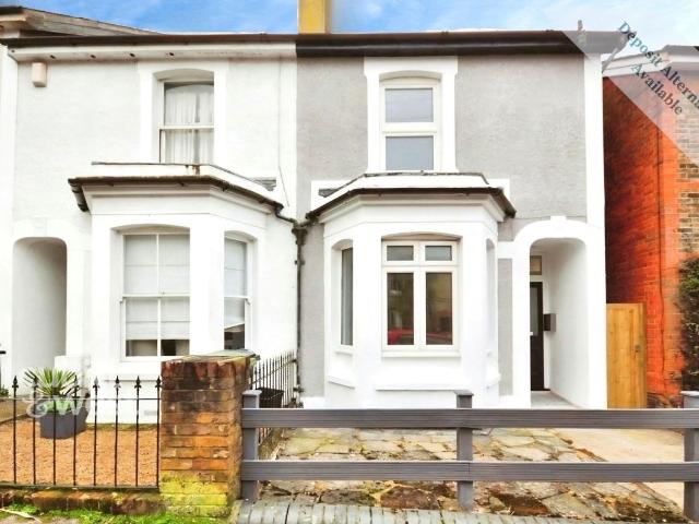 House for rent in Reigate, Reigate and Banstead