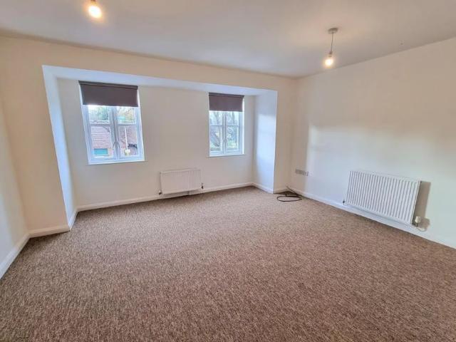 Apartment for rent in Kings Hill, Colliers End