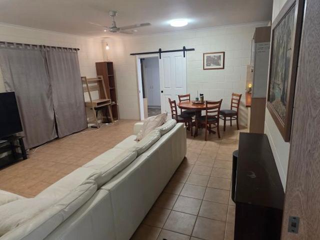 Room for rent in Yorkeys Knob, Queensland