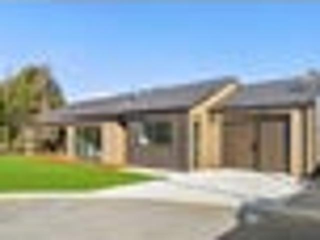 House for sale in Otakou