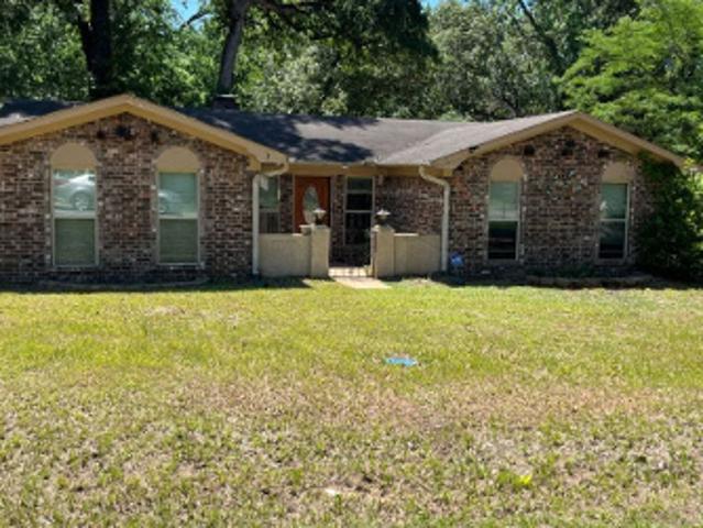 House for sale in Palestine, Texas