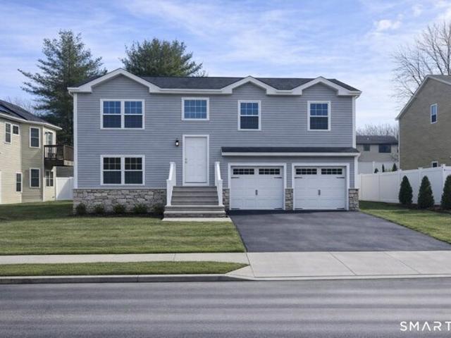 House for sale in Waterbury, Connecticut