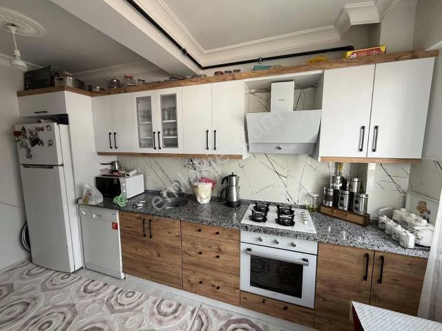 Akhisar, Manisa içerisinde satılık mülk