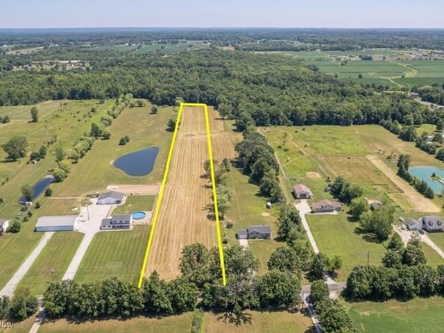 Land for sale in Litchfield