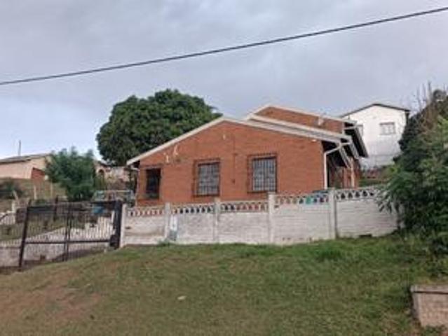 House for sale in Chatsworth, Kwazulu-natal