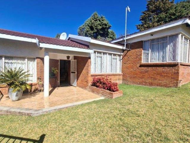 House for sale in Xhariep District Municipality, Free State