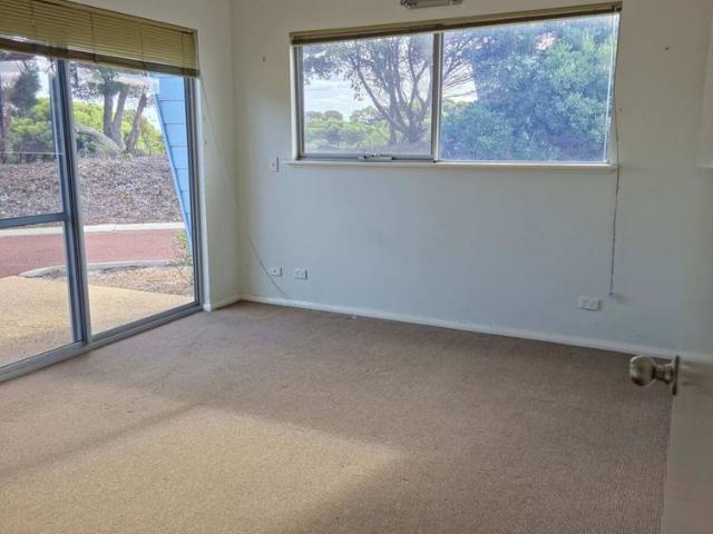 Townhouse for rent in Hopetoun, Western Australia