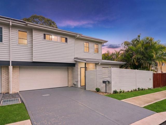 Townhouse for sale in Port Macquarie, Port Macquarie-Hastings Council