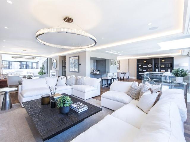 Apartment for rent in South Kensington, Isle Of Man
