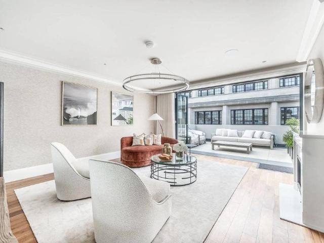 Apartment for rent in South Kensington, Greater London