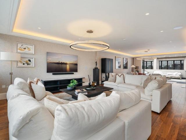 Apartment for rent in Royal Borough of Kensington and Chelsea, Greater London