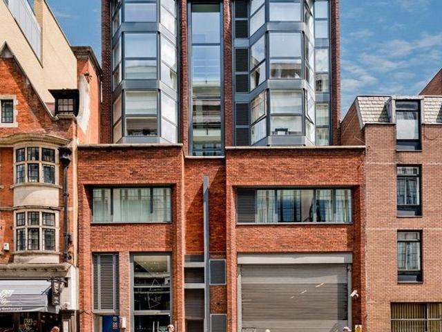 Apartment for rent in South Kensington, Greater London