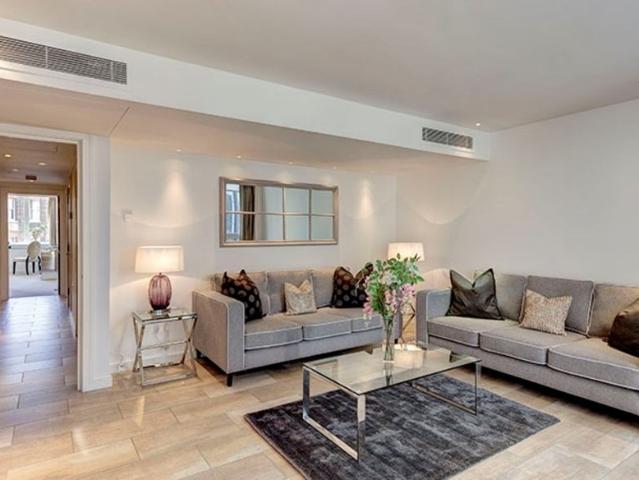 Apartment for rent in South Kensington, Greater London
