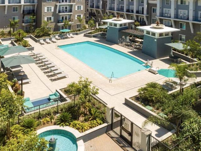 Room for rent in Long Beach Room for rent in Long Beach